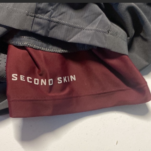 Second skin || Mens Shorts with inner thighs size small - Picture 3 of 11